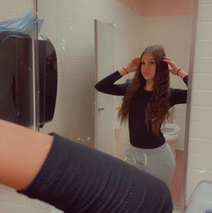 Meet your Posher, Lisandra